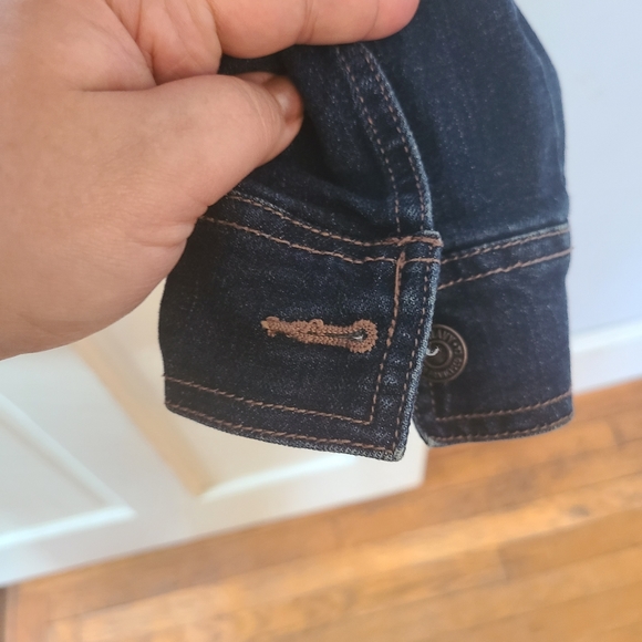 Old Navy jean jacket - Picture 3 of 7